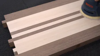 An edge grain cutting board.