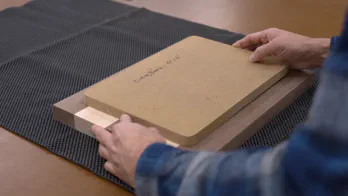 An edge grain cutting board.