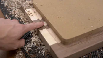 An edge grain cutting board.