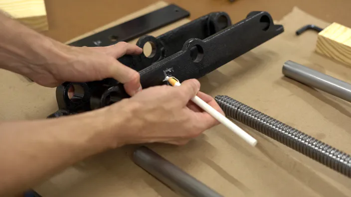 A mark is made on the front vise face.